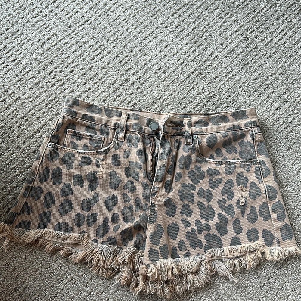 BlankNYC ‘The Barrow’ Cheetah Denim Shorts